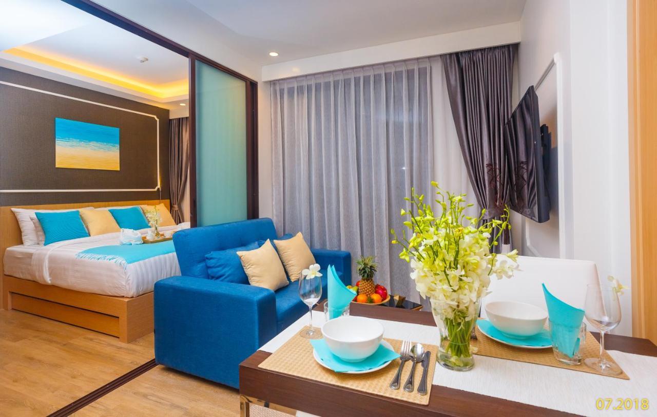 The Aristo Beach By Holy Cow 212 Phuket Exteriör bild